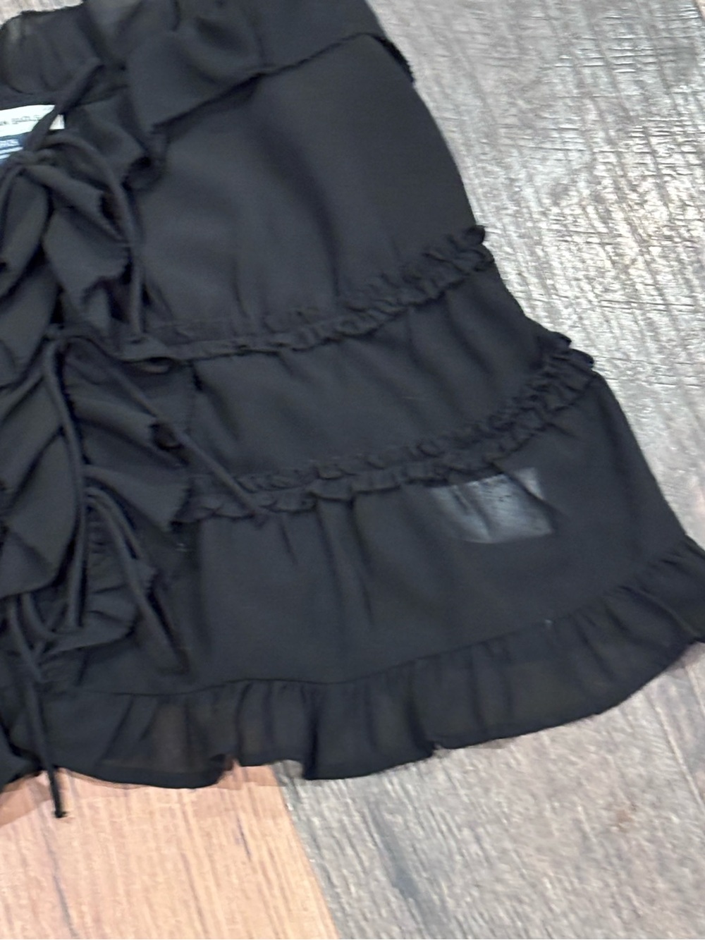 American Eagle Outfitters Black Ruffle Tie-Front Camisole in size small - Picture 4 of 11